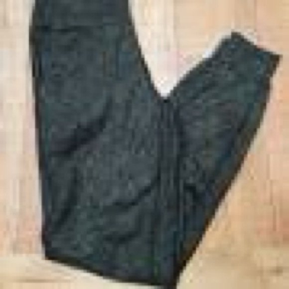 Brand new, never worn Senita Athletics skin joggers green leopard print PXL - Picture 2 of 3